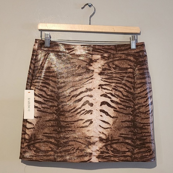 Revolve BARDOT Alexis Mini Skirt Sz. 8 NWT - Picture 2 of 10